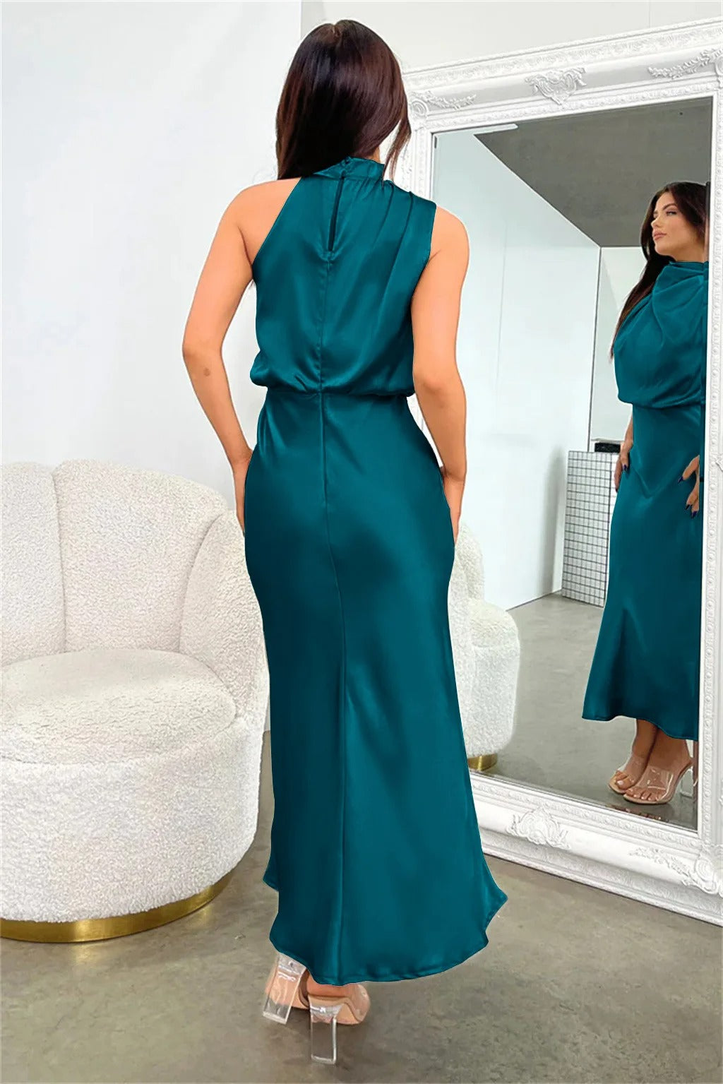Serenya | Glanzvolle Satin-Grazia
