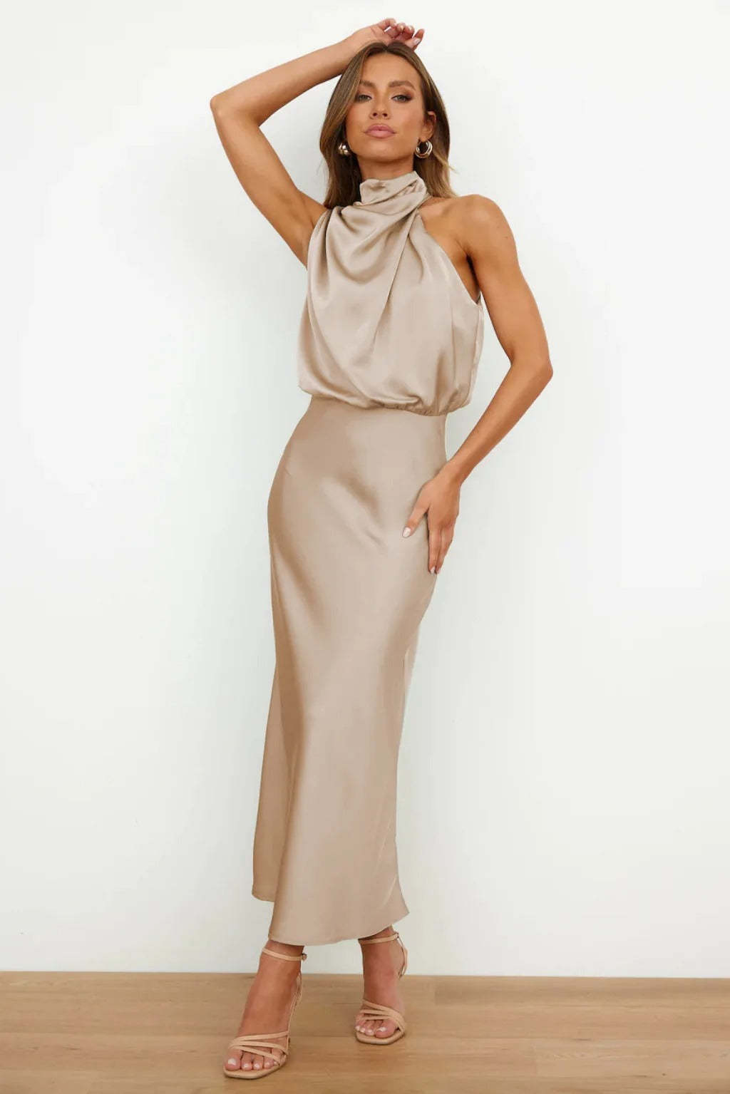 Serenya | Glanzvolle Satin-Grazia