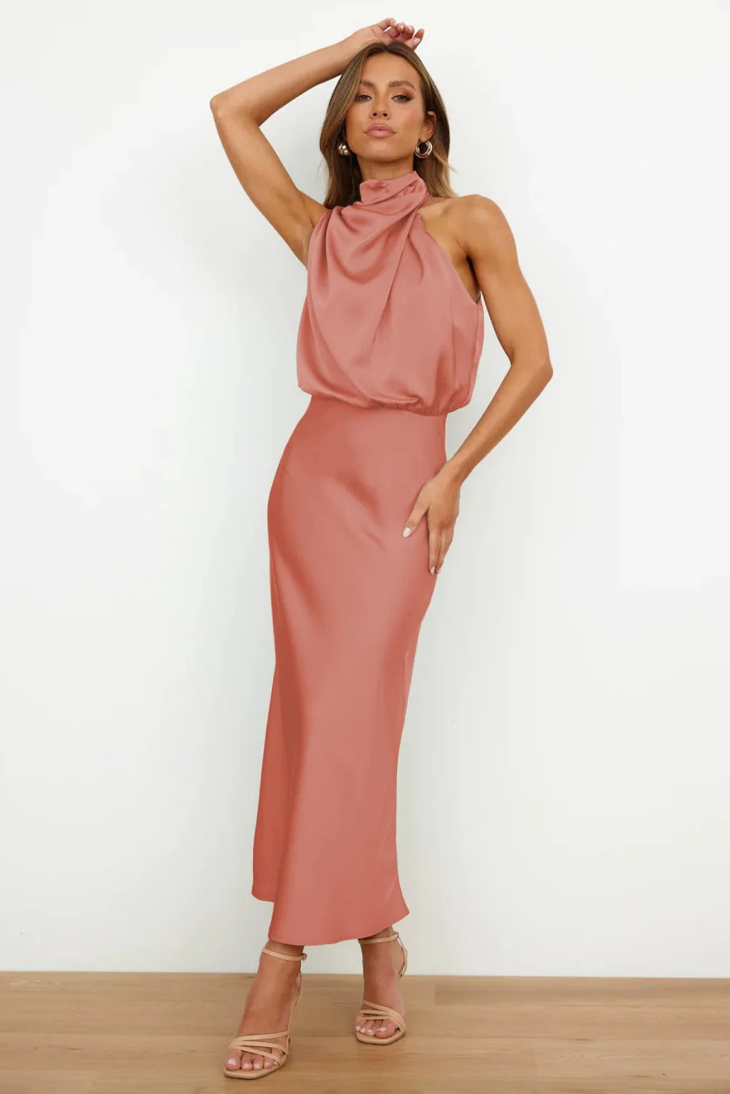 Serenya | Glanzvolle Satin-Grazia