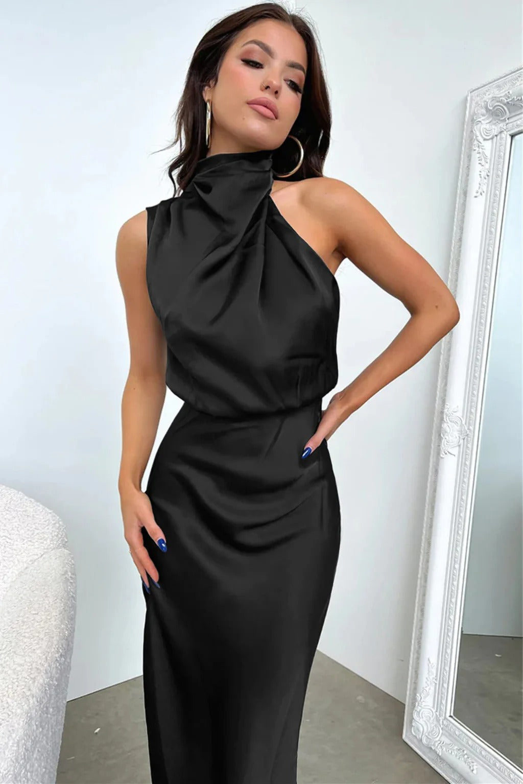Serenya | Glanzvolle Satin-Grazia