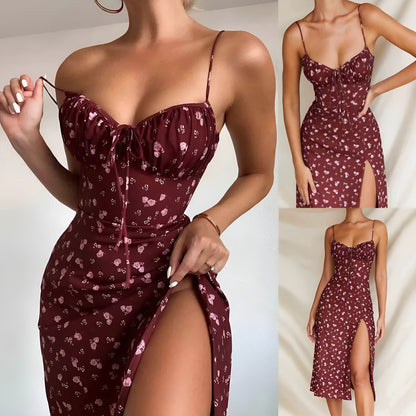 Langes Kleid mit floraler Musterschnürung und Schlitz